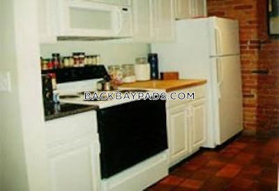 Back Bay 1 Bed 1 Bath Boston - $3,015