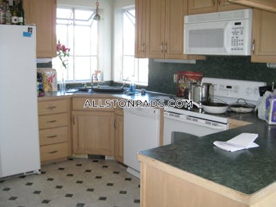 Lower Allston 3 Beds 2 Baths Boston - $4,200