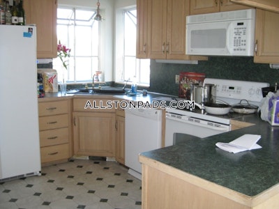 Lower Allston 3 Beds 2 Baths Boston - $4,200