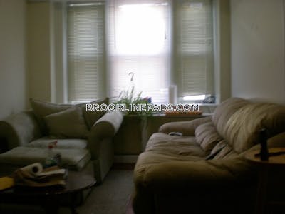 Brookline Apartment for rent 3 Bedrooms 1 Bath Washington Square - $3,800