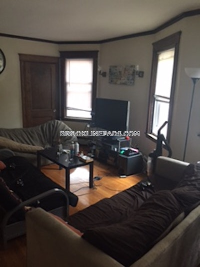 Brookline 5 Beds 1 Bath  Washington Square - $4,100