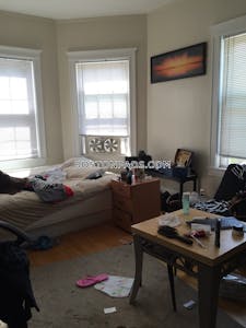 Cambridge 3 Beds 1 Bath  Central Square/cambridgeport - $3,950