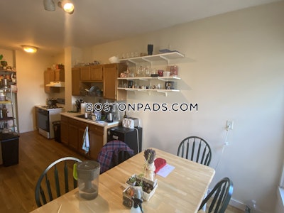 Mission Hill 5 Beds 1 Bath Boston - $4,700