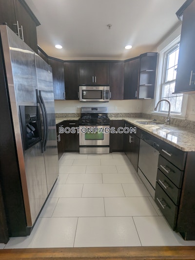 Dorchester 2 Beds 1 Bath Boston - $2,750