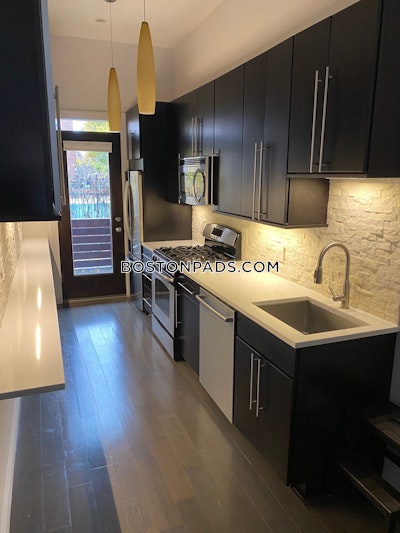 Mission Hill 4 Beds 3 Baths Boston - $6,250