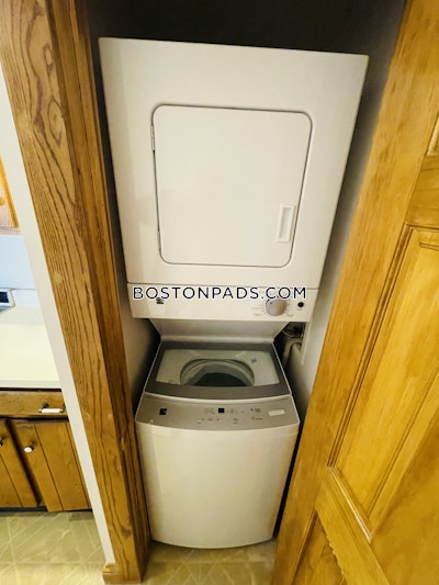 Somerville 6 Bed 2 Bath SOMERVILLE  Tufts - $8,670 No Fee