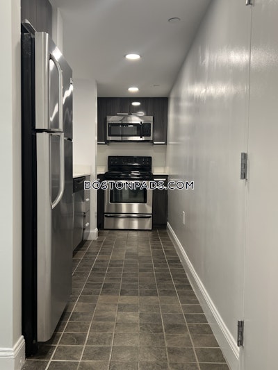 Newton 1 Bed 1 Bath NEWTON  Newton Corner - $2,400