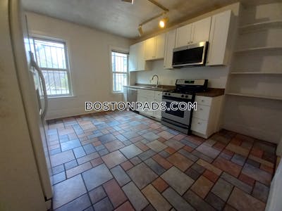 Mission Hill Stunning 5 Bed 2.5 Bath Townhouse on Sewall St in BOSTON Boston - $8,500 No Fee