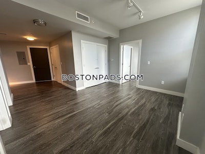 Lynn 2 Bed 2 Bath LYNN $2,750 - $2,875 No Fee