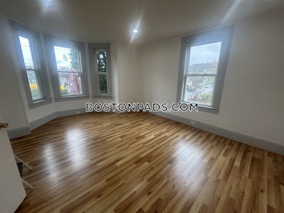 Roslindale 2 Bed 1 Bath BOSTON Boston - $2,575