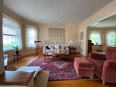Somerville 6 Beds 2.5 Baths  Tufts - $7,350
