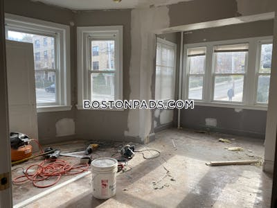 Allston 2 Bed 1 Bath BOSTON Boston - $2,795 No Fee