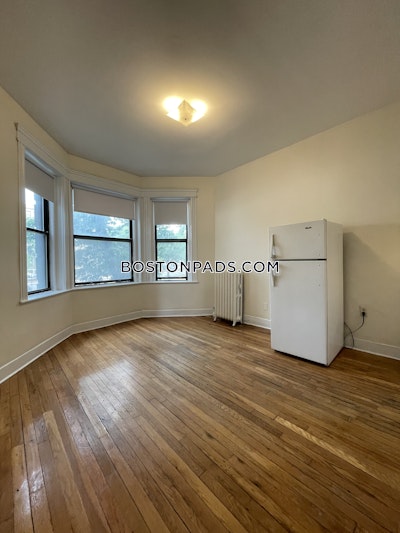 Allston Studio 1 Bath Boston - $2,000 No Fee