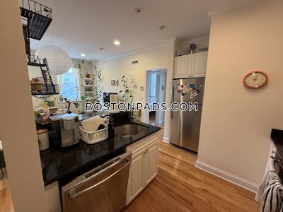 Cambridge 2 Bed 1 Bath CAMBRIDGE  Harvard Square - $3,795 No Fee
