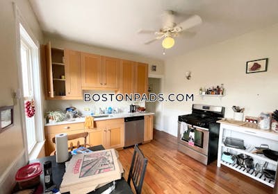 Dorchester 3 Beds 1 Bath Boston - $3,750