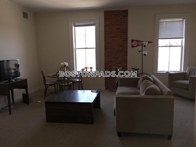 Brookline 3 Bed 2 Bath BROOKLINE- BROOKLINE VILLAGE $4,700  Brookline Village - $4,700