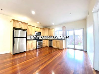 East Boston 2 Beds 2 Baths Boston - $3,100