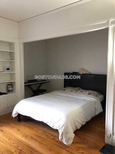 Fenway/kenmore Apartment for rent Studio 1 Bath Boston - $2,950 50% Fee