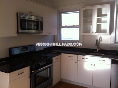 Roxbury Apartment for rent 3 Bedrooms 1 Bath Boston - $2,900