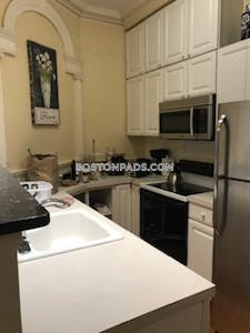 Back Bay 2 Bed 1 Bath BOSTON Boston - $4,750 No Fee