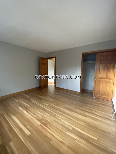 Newton Apartment for rent 2 Bedrooms 1 Bath  Auburndale - $2,900