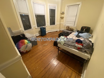 Mission Hill Nice 4 Bed 1.5 Bath on Tremont St. in Boston Boston - $6,100
