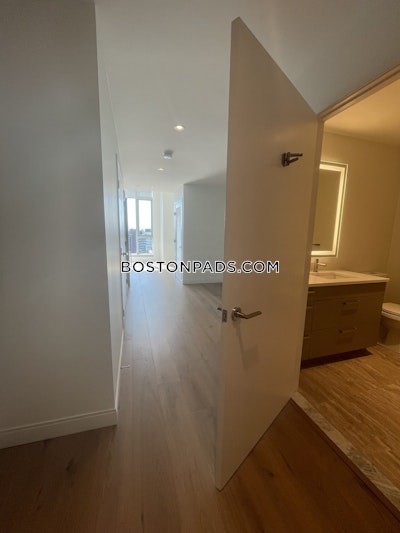 Cambridge Studio  Luxury in CAMBRIDGE  Kendall Square - $3,922