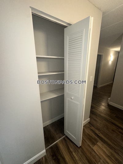 Framingham Apartment for rent 3 Bedrooms 2 Baths - $3,185