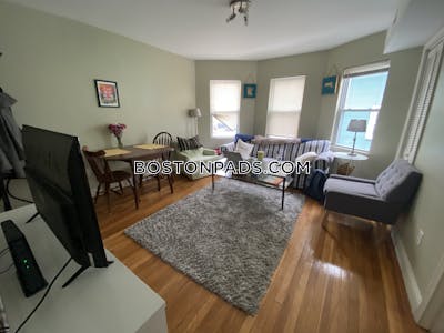 Roslindale Apartment for rent 3 Bedrooms 1.5 Baths Boston - $3,200