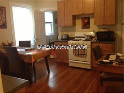 Brookline 4 Beds 1 Bath  Chestnut Hill - $4,000