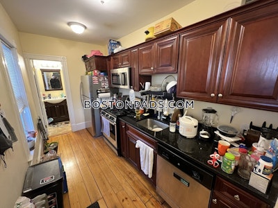 Cambridge 3 Beds 1 Bath  North Cambridge - $4,300