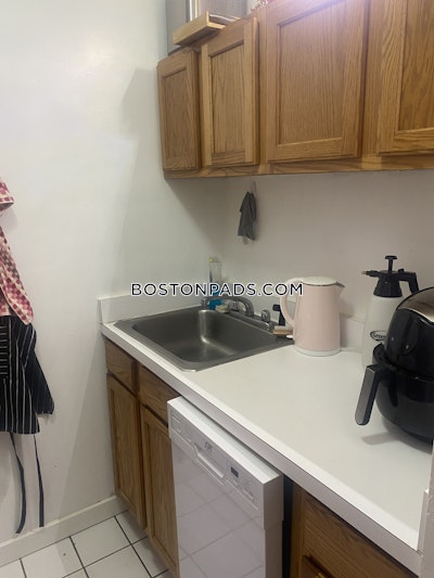 Fenway/kenmore Apartment for rent 1 Bedroom 1 Bath Boston - $3,400 No Fee