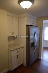 Weymouth 2 bedroom 1 baths in WEYMOUTH - $3,300 No Fee