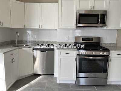 Roxbury Apartment for rent 3 Bedrooms 1 Bath Boston - $3,150 50% Fee