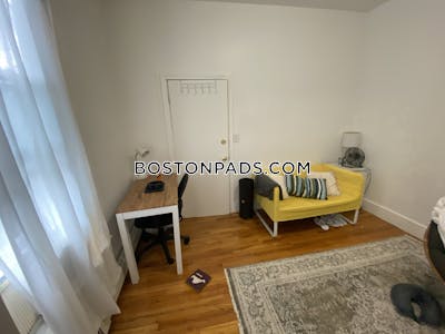 Somerville 2 Beds 1 Bath  East Somerville - $2,750