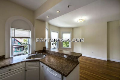 Allston Apartment for rent 2 Bedrooms 1 Bath Boston - $2,950