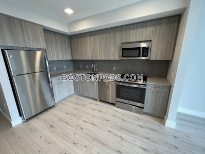 Revere Apartment for rent 1 Bedroom 1 Bath - $2,508