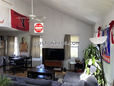 Brighton 4 Beds 1 Bath Boston - $3,800