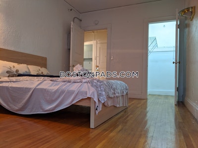 Fenway/kenmore 1.5 Beds 1 Bath Boston - $4,125 50% Fee