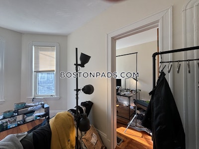 Jamaica Plain Apartment for rent 3 Bedrooms 1 Bath Boston - $4,050
